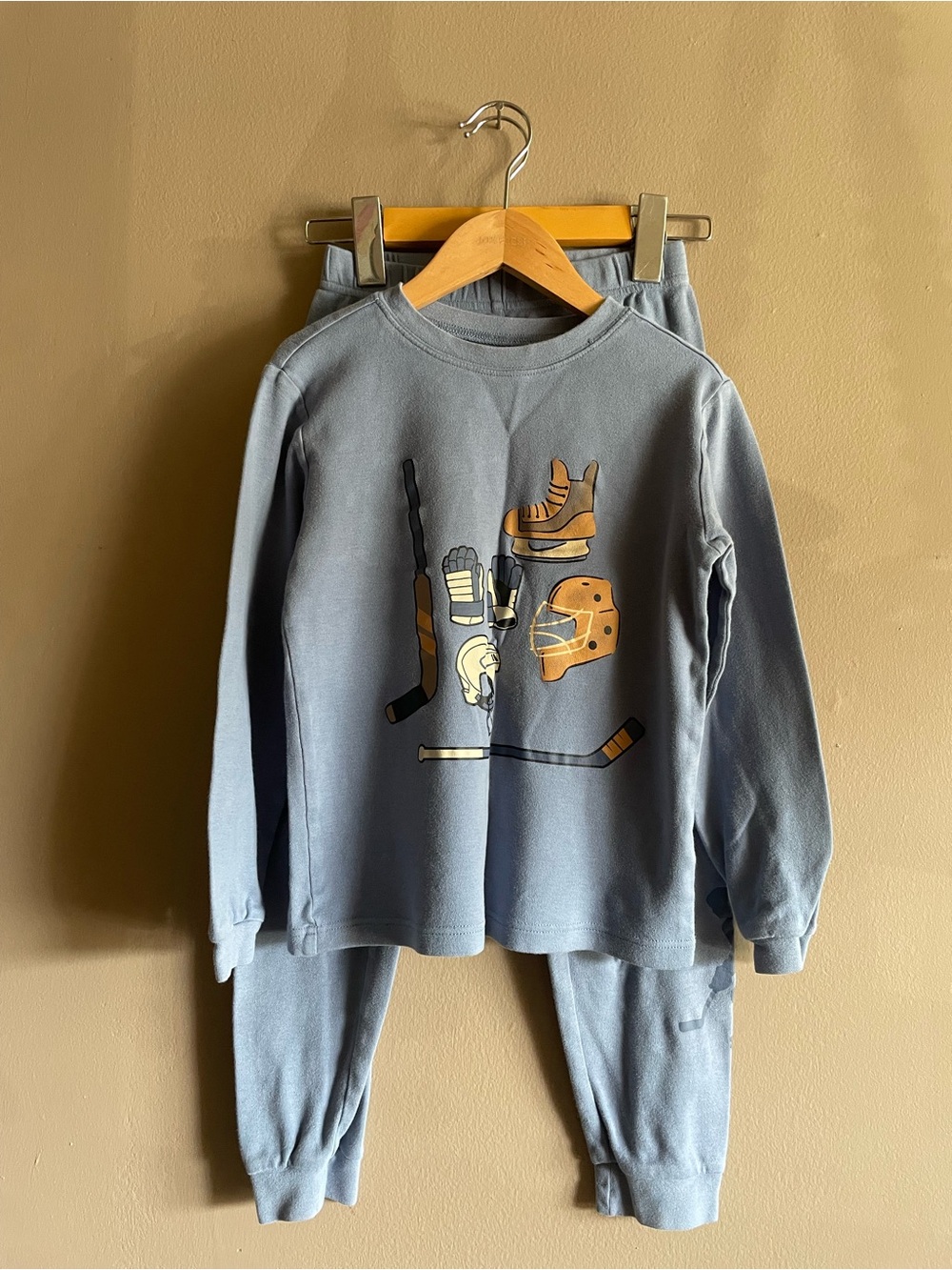 Kids Hockey Graphic Pajama Set – Size 7/8 EUC